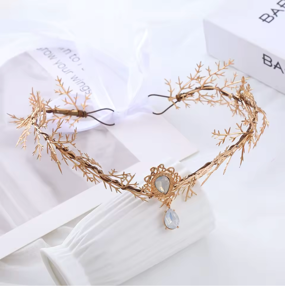 special piece from Liora crown