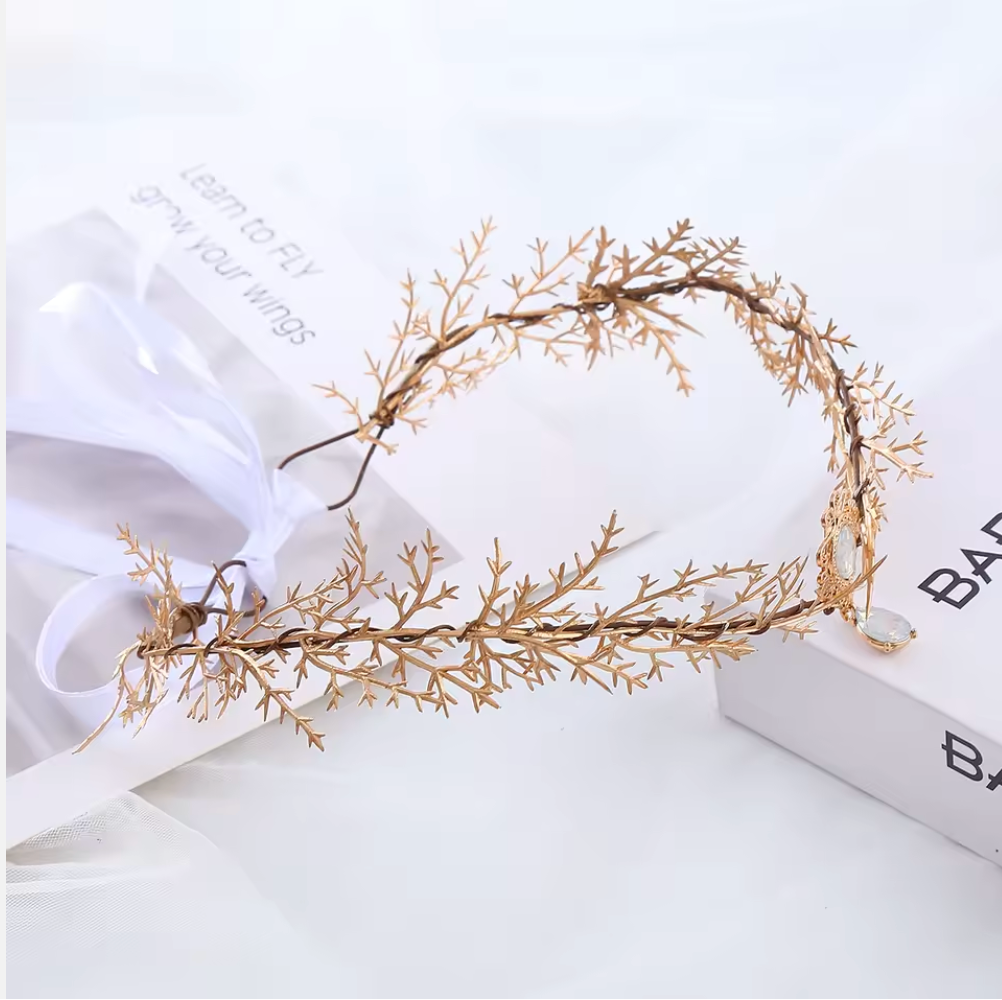 special piece from Liora crown